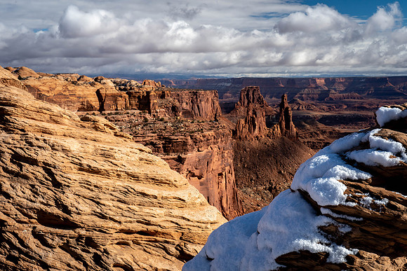 overlook at Mesa Arch